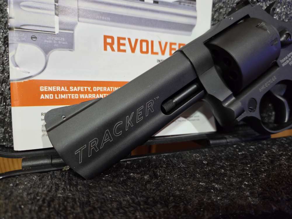 Taurus 992 Tracker 4" 9 Shot 22 Magnum Plus 22LR Cylinder -img-9