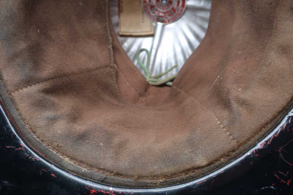 Cairns & Brother Inc Original Fireman's Helmet HCFD Clifton, NJ Vintage-img-6