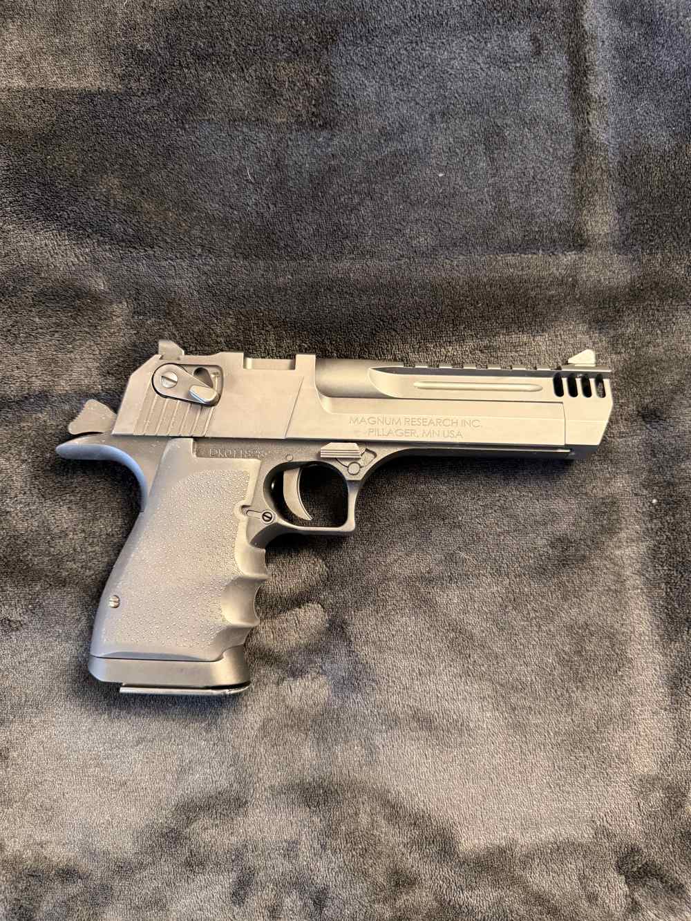 Desert Eagle 50AE-img-1