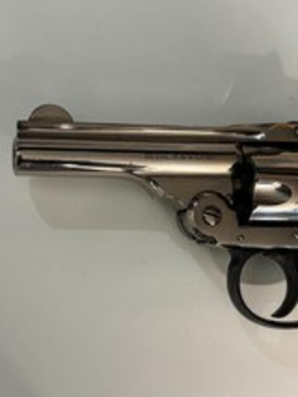  great condition  H&R small frame Hammerless  .32S&W Revolver.  C&R OK-img-7