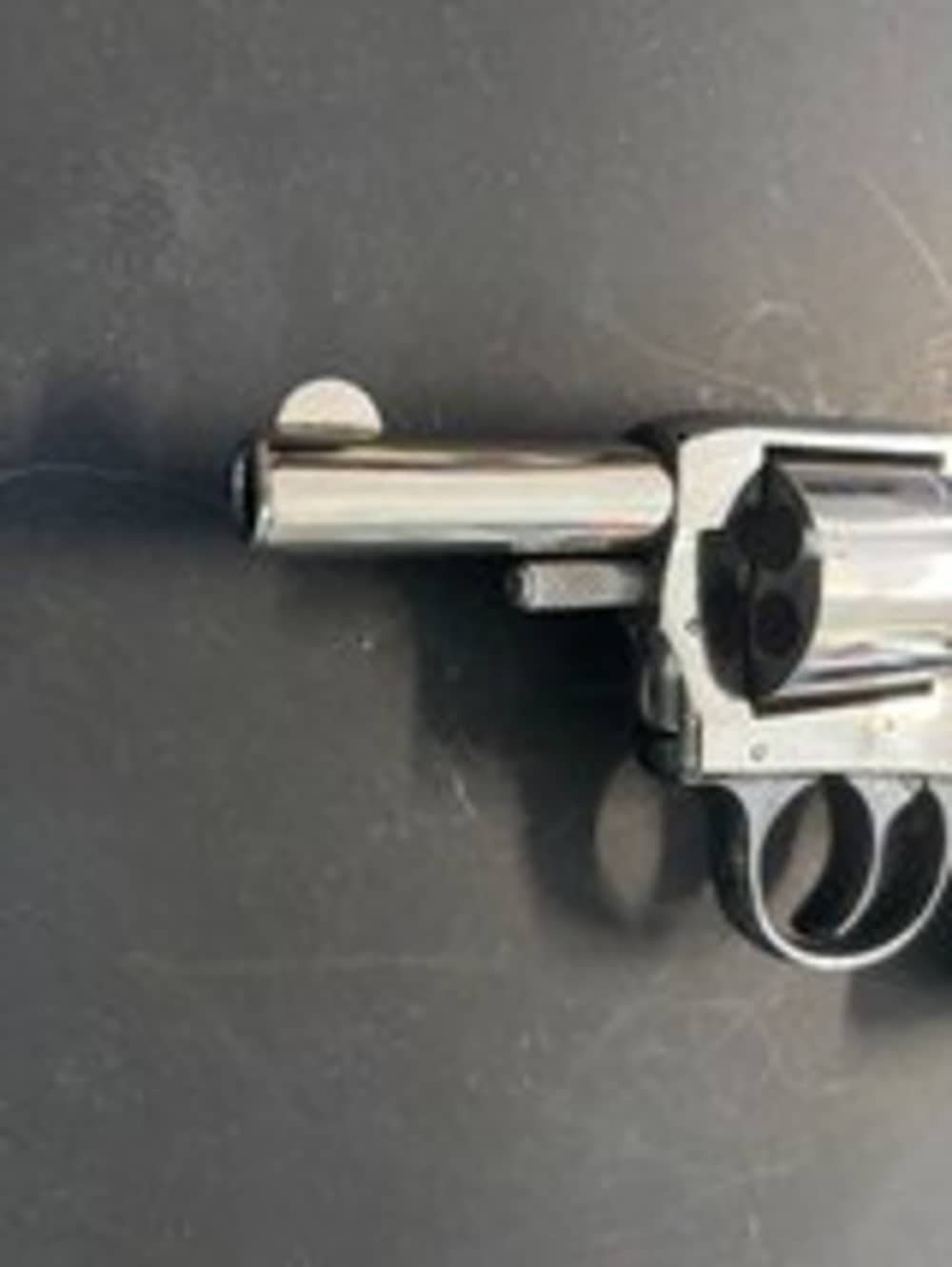 Harrington & Richardson Victor Model .32 S&W Revolver.  C&R OK-img-10