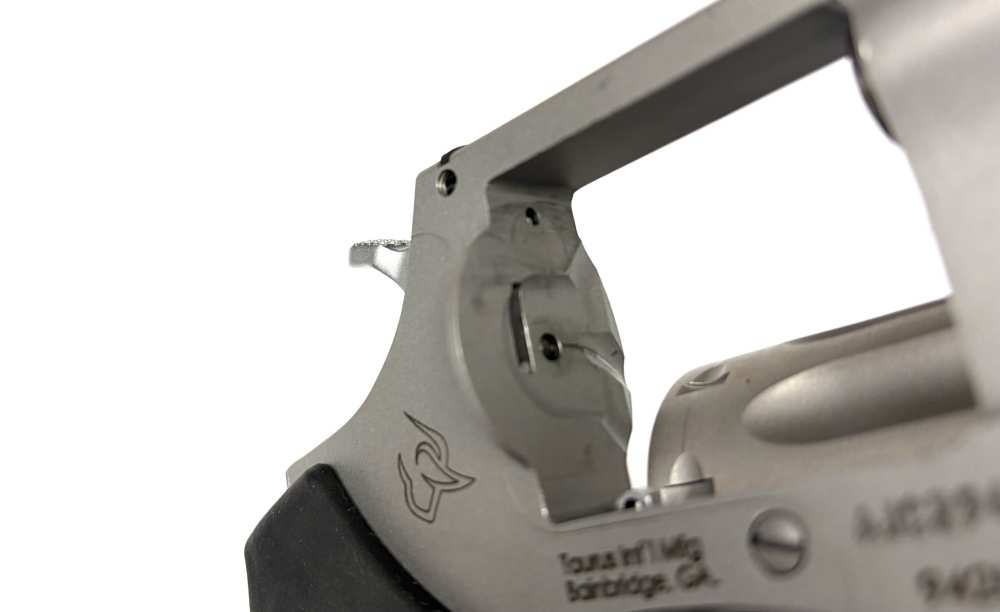 TAURUS   942M   22WMR-img-19