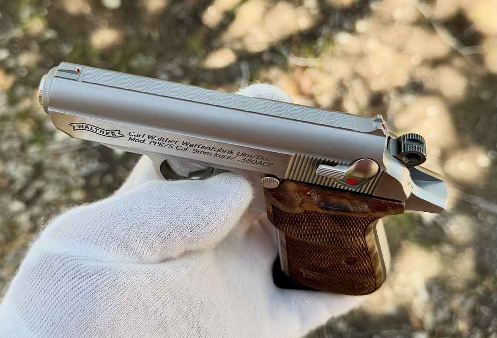Walther PPK/s Walnut Grips Stainless Frame Two Magazines  // New-img-8