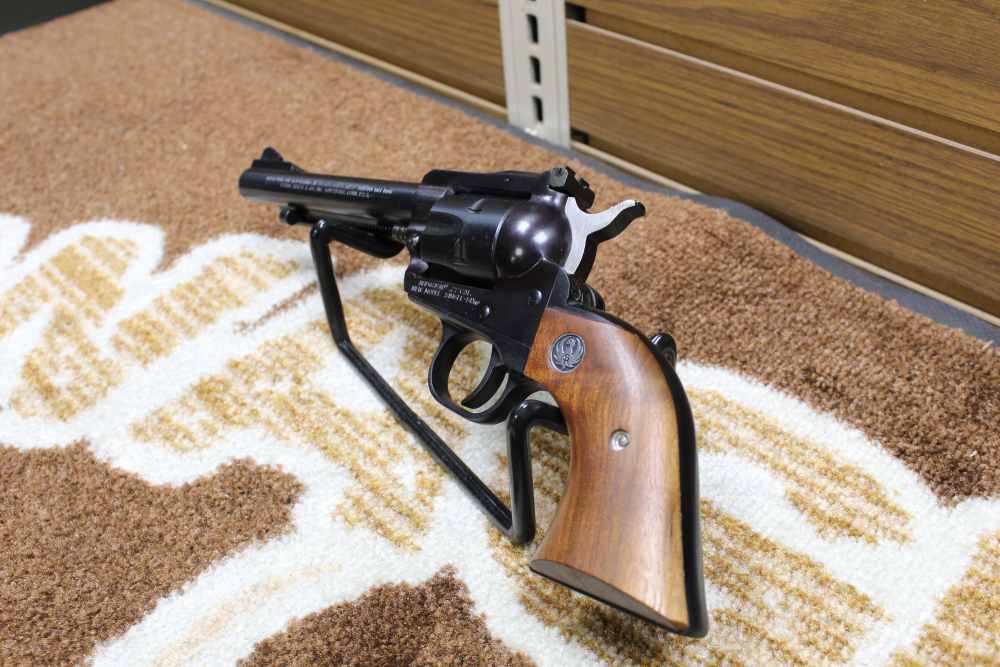 Ruger Single Six 22LR 22MAG No Reserve!-img-5