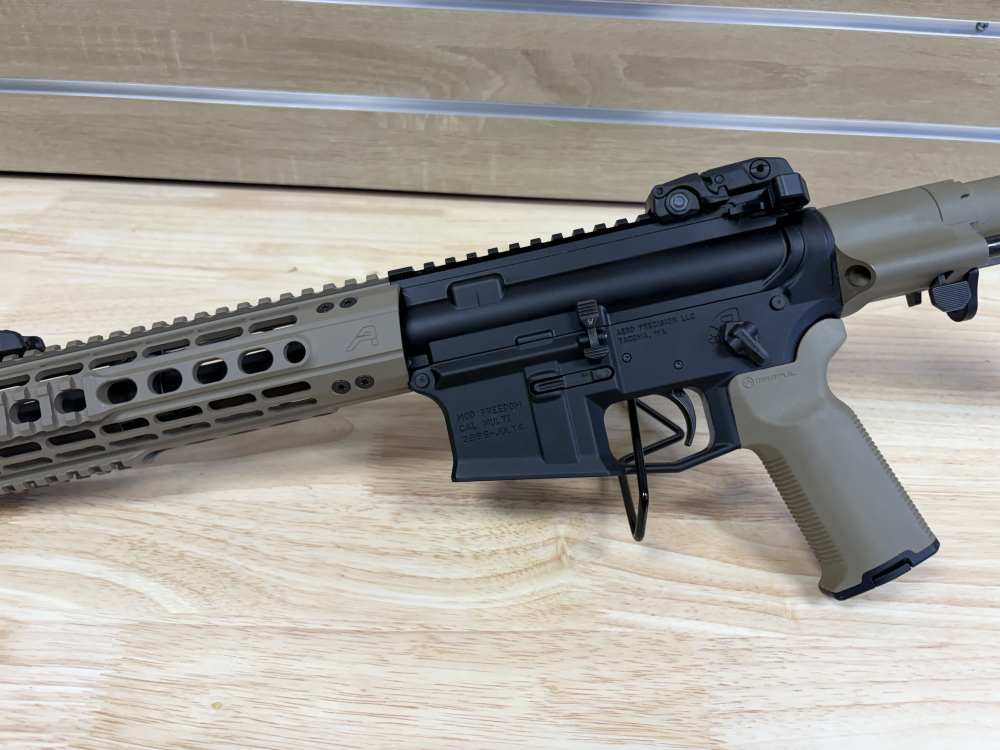 Aero Precison 300 Blackout Upper & Lower 10" w/ Upgrades! Like New!-img-8