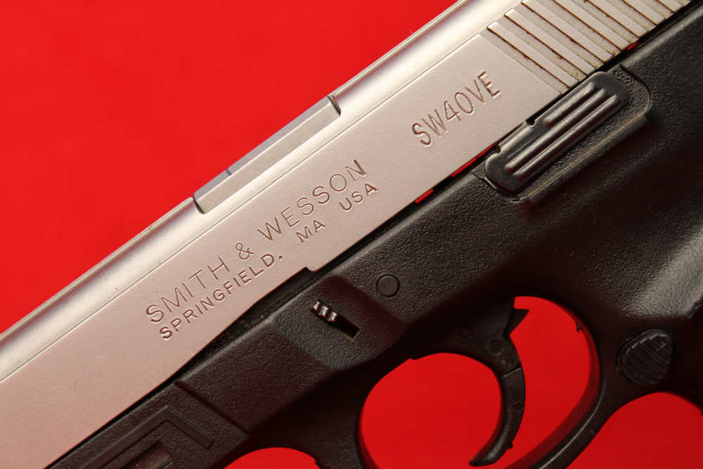 Smith & Wesson SW40VE .40 S&W 4" 10+1-img-2