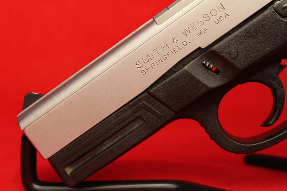 Smith & Wesson SW40VE .40 S&W 4" 10+1-img-3
