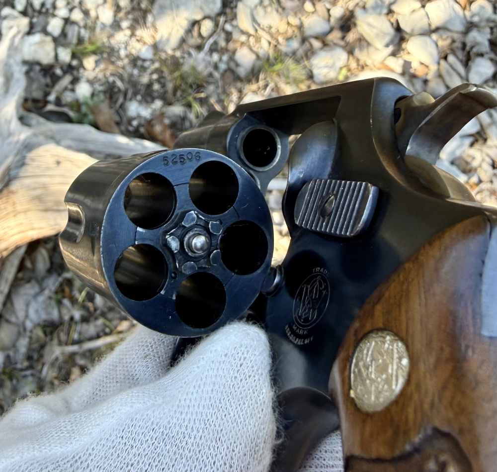 S&W 36 (Pre-model) blued 2 inch square butt Diamond Medallion grips-img-18