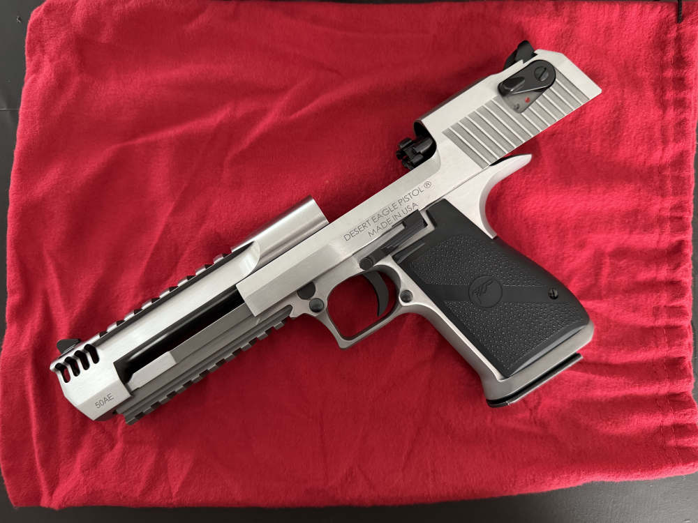 Desert Eagle - .50 AE 6" with Rail and Integral Brake + ORIGINAL CASE-img-4