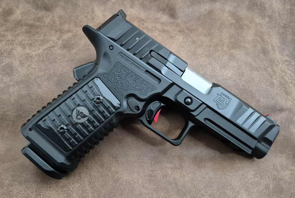 NIB WILSON COMBAT BULWARK 9MM 4" CASE-img-11