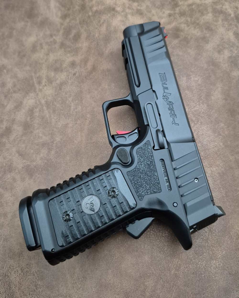 NIB WILSON COMBAT BULWARK 9MM 4" CASE-img-6