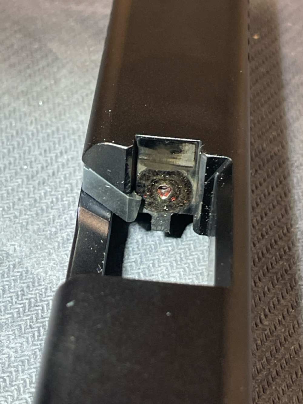 GLOCK G45 9MM Pistol 4.02"  2xtra 17rd mags - XLNT!! - Penny .01 NR-img-9