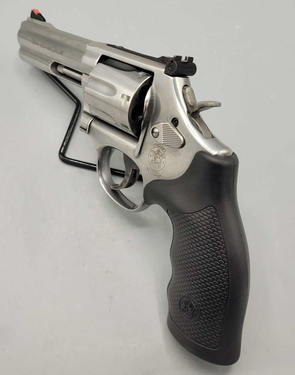 Smith & Wesson 686-6 .357 Magnum 4"-img-2