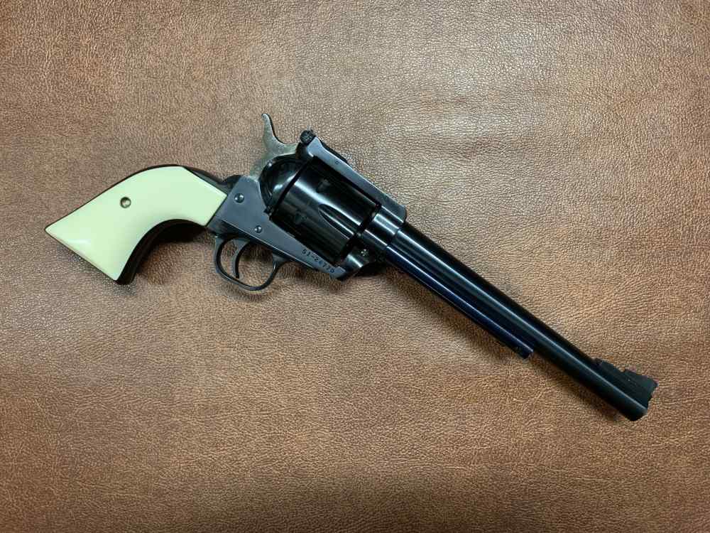 Ruger New Model Blackhawk .30 Carbine-img-1