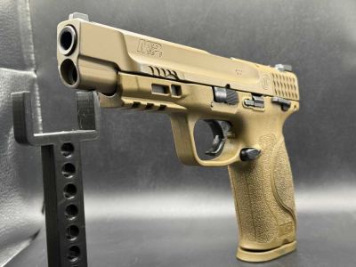 Smith & Wesson M&P9 2.0 9mm 5in barrel fde 17rd