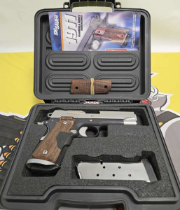 SIG SAUER 1911 C3 W/ LASER GRIPS