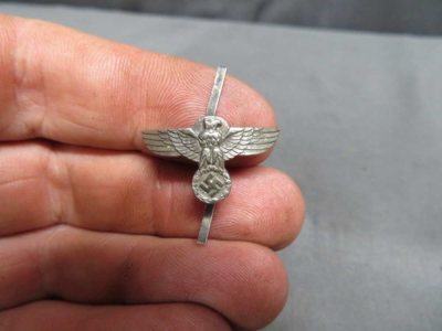 WWII GERMAN SA DAGGER HANDLE EAGLE INSIGNIA-RZM M1/47