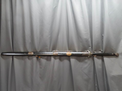 2 HANDED CHINESE JIAN SWORD WITH 32" DOUBLE EDGE DAMASCUS TYPE BLADE