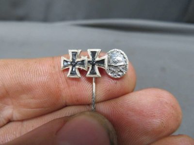 WWII GERMAN THREE-PLACE MINIATURE MEDAL STICKPIN-IRON CROSS & SILVER WOUND