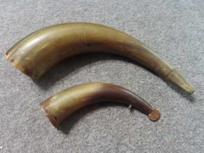 2-ANTIQUE POWDER HORNS, RIFLE AND PISTOL SIZE WITH WOODEN ENDS