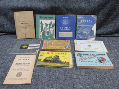 10 PIECES WWII-1950'S ERA MILITARY BOOKLETS-LANGUAGE, DICTIONARY, HANDBOOKS