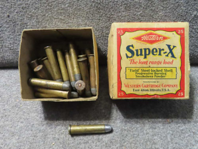 25 ROUNDS ANTIQUE 45/70 CARTRIDGE COLLECTION, MANY MAKERS, HEADSTAMPS