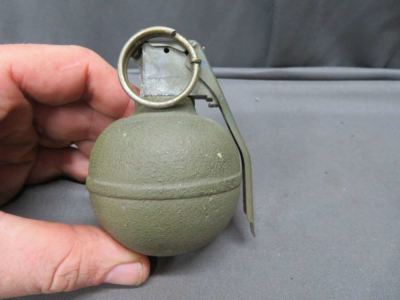 US M67 “BASEBALL” STYLE DUMMY TRAINING GRENADE