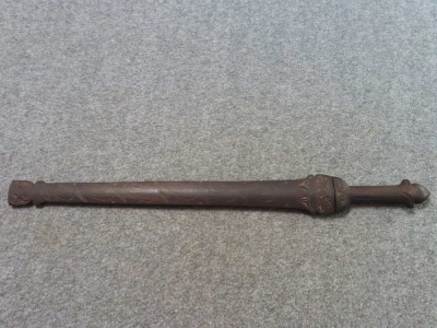 PACIFIC ISLANDER DOUBLE EDGED SHORT SWORD WITH CARVED GRIP/SCABBARD